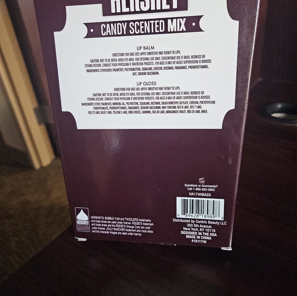Hershey's Candy Scented Mix Lip Set - Picture 4 of 4